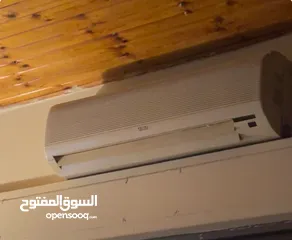  10 عفش بيت للبيع (كنب، طاولة تلفزيون، طاولات وسطية، برادي، مكيف، مغسلة،)