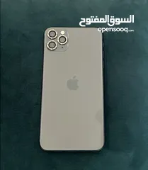  1 ايفون 11 برو ماكس