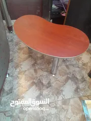  5 اثاث مكاتب بحالة الوكاله للبيع