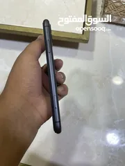  4 أيفون 11 عادي
