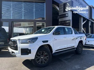  3 TOYOTA HILUX GR.SPORT ( معرض الحضر )