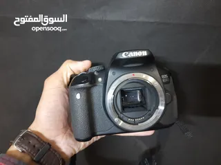  8 بحالة ممتازة canon 650d + lens 18.55