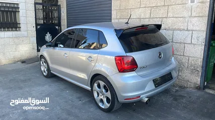  3 VW POLO 2014