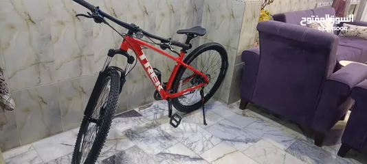  16 دراجة هوائية نوع ترك منشأ ?? كمبوديا  لون أحمر