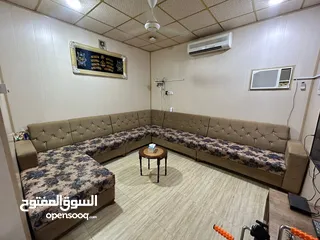  1 ديوان 6 قطع للبيع