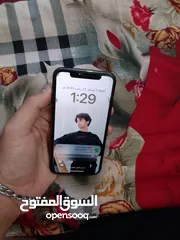  4 ايفون 11بروو  مناسب سعره