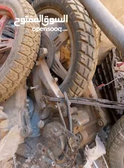  6 قطع غيار درجات وسكوترات ودبابات ويوجد درجات وسكوترات ودبابات للبيع وبحاجه بعض صيانه