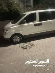  9 باص هونداي H1 بنزين ماتور 2400 فحص مرخص سنه مكيف ليمتد 8 ركاب مرخص دهان كوشوش جديد بطاريه جديده