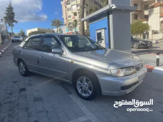 11 نيسان الميرا موديل 2000