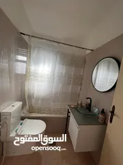  7 شقة مفروشة للإيجار – عين مصباح (موقع استراتيجي قرب بنك فلسطين المركزي)