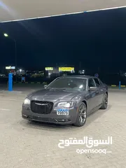  5 للبيع كرايسلر2019 s300. دفريشن