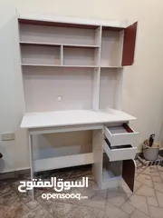  2 مكتب خشبي لون بني كبير مع خزانات و رفوف علوية و سفلية