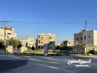  3 ارض للبيع من المالك مباشرة بموقع متميز في منطقة الجويدة
