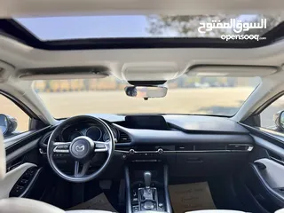  18 مازدا زوم 3 SkyActive مايلد هايبرد 2023 وارد الخياط عداد 43 ألف فقط كرت ابيض
