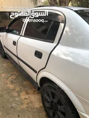  1 اوبل استرا