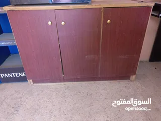  3 مكاتب للبيع خشب لاتيه بسعر مغري جداً