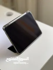  12 ايباد برو الجيل الرابع معلج M2