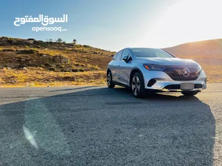  2 Mercedes benz EQE 350