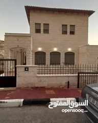  1 فيلا في الحي الدبلوماسي