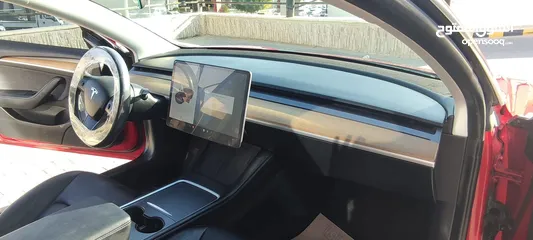  6 Tesla 2023 Model 3 Standard Plus