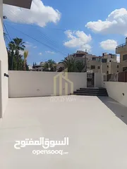  13 في أجمل مناطق عبدون شقة شبه أرضي 240م للبيع بمواصفات مميزة/ ref 5064