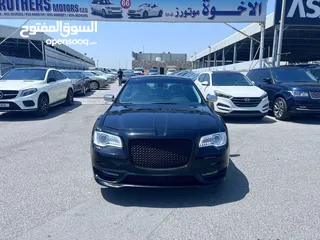  1 للبيع كرايسلر C300