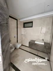  6 شقة فارغة للبيع بين الدوار الرابع و الخامس(عدد 2 ) - ref: 14611