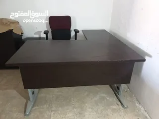  1 طاولة مكتب تركي