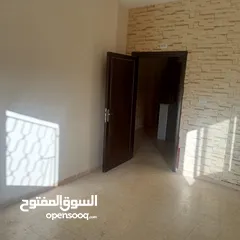  2 شقتين للبيع في حي نزال