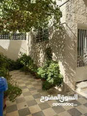  2 شقة طابقية مميزة للايجار / جبل النزهة