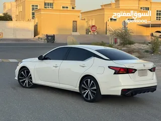  5 Nissan Altima 2019 SR