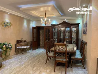  11 شقة مميزة للبيع في تلاع العلي 240 متر داخلي 160 متر خارجي