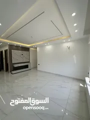  1 شقه فارغه لم تسكن للبيع  ـ البنيات  ـ طابق اول