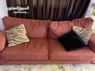  1 طقم كنب بحاله جيدةةةً