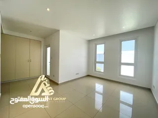  8 Modern 3Bedroom Townhouse in Al mouj-Equipped kitchen-Basement Garage-Garden