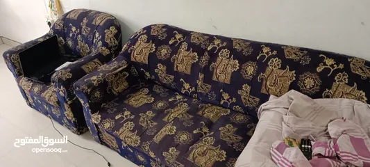  3 3+2+1+1 sofa set 20 rial, round table, comp table and mattress 5 rial each