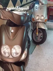  6 Yamaha Neos 49cc scooter