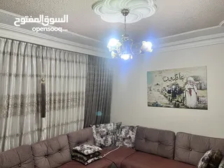  5 شقة طابق ثالث للبيع