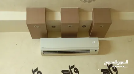  4 مكيف كندشن فاميلي 2 طن للبيع مستعمل سنه بحاله جديده لون ابيض حليب مطور جديد موفر كهرباء نظام ديجيتا