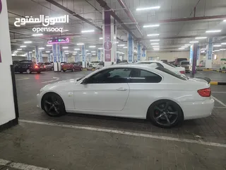  5 BMW 335 coupe 2012