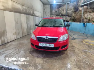  6 سكودا فابيا بنزين برايفت جير عادي