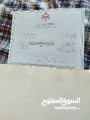  1 شقة شبه ارضيه للبيع