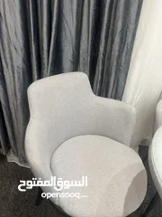  3 طاوله مع كراسي عدد 2 للبيع