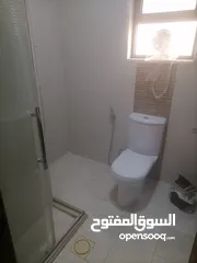  6 شقه استثماريه في جبيهه للبيع بسعر مغرري