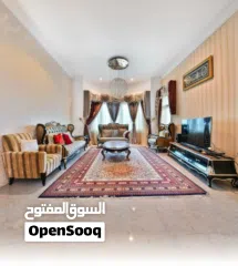  6 فله للبيع في مكان راقي وممتاز