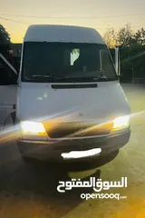  3 تمام  الباص نظيف ما فيه ضربات  اصل تجاري نظيف ضريبة  موديل 2000  باب سحاب على الجنب  شصي نظيف  بققص