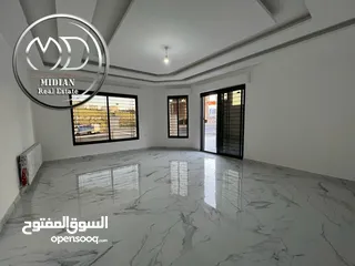  4 شقق ارضية و أخير مع روف جديدة للبيع ضاحية الامير راشد مساحات 175م  & 200م مع تراسات بسعر مميز جداً