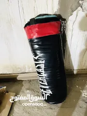  2 ملاكمه مع كفوف ولفافات