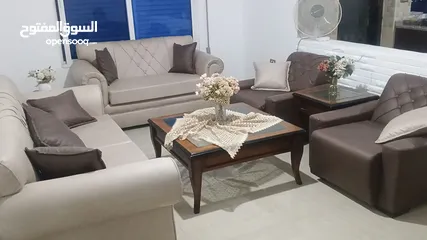  7 طقم كنب شبه جديد للبيع