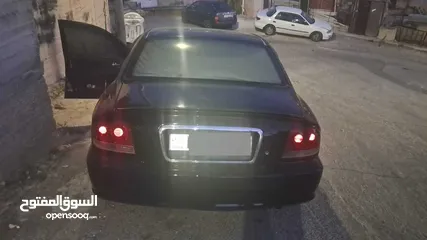  7 سوناتا 2002